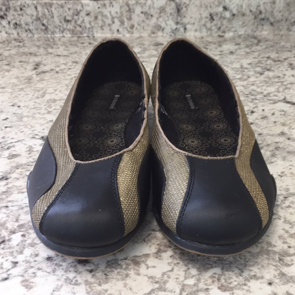 Black/Gold Size 10 No Boundaries Flats.